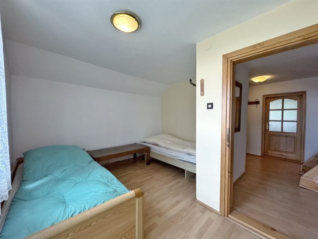 dom wolnostojący, 10 pokoi Berest. Zdjęcie 11