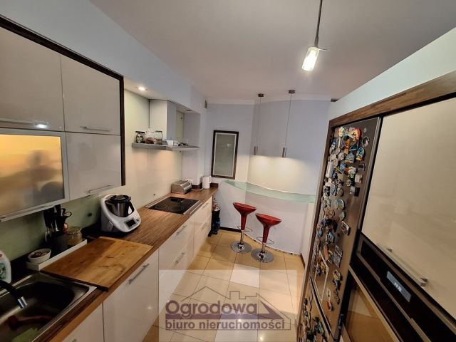 Mieszkanie 3-pokojowe Warszawa Wilanów, al. Wilanowska. Zdjęcie 4