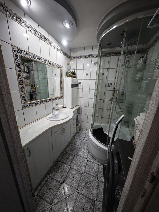 Mieszkanie 3-pokojowe Katowice Dąbrówka Mała, ul. Strzelców Bytomskich. Zdjęcie 4