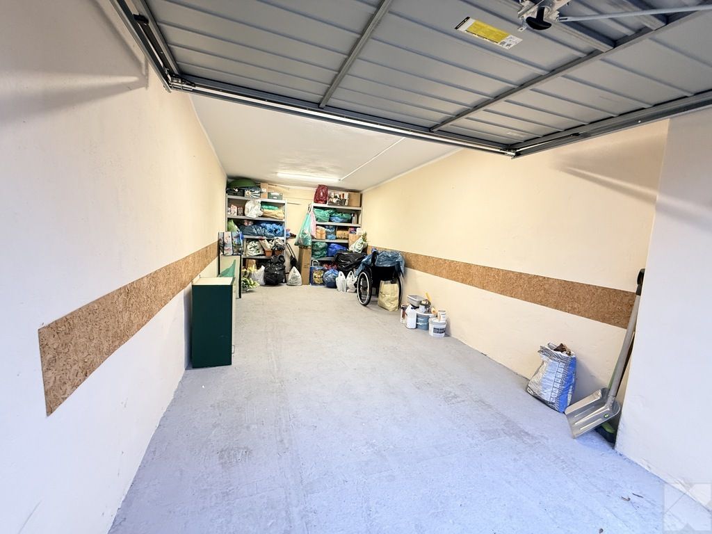 Hala/magazyn Przemyśl. Zdjęcie 4