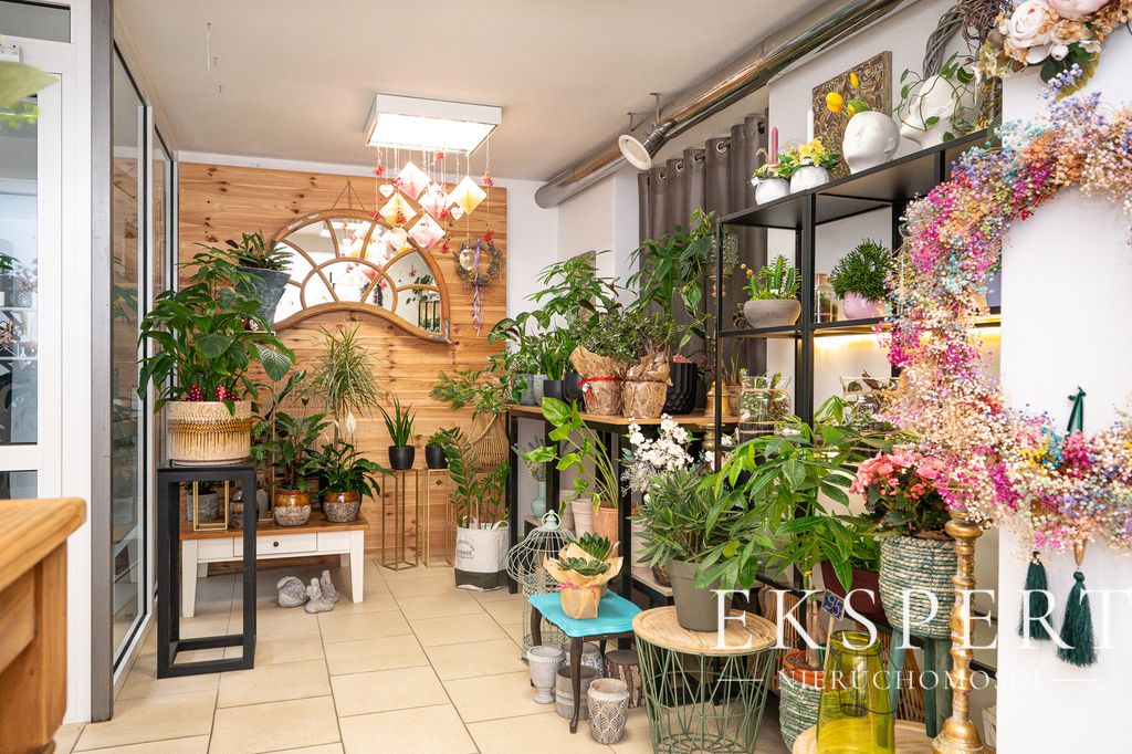 Lokal Koszalin, pl. Zwycięstwa. Zdjęcie 10