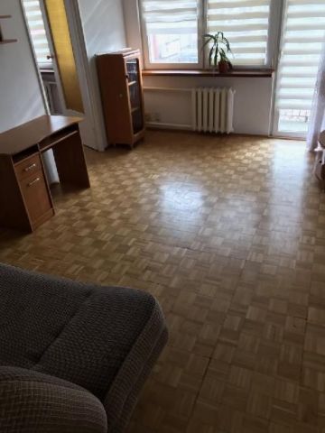 Mieszkanie 3-pokojowe Kutno, ul. Józefa Wybickiego. Zdjęcie 1