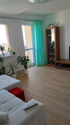 Mieszkanie 3-pokojowe Sieradz. Zdjęcie 1