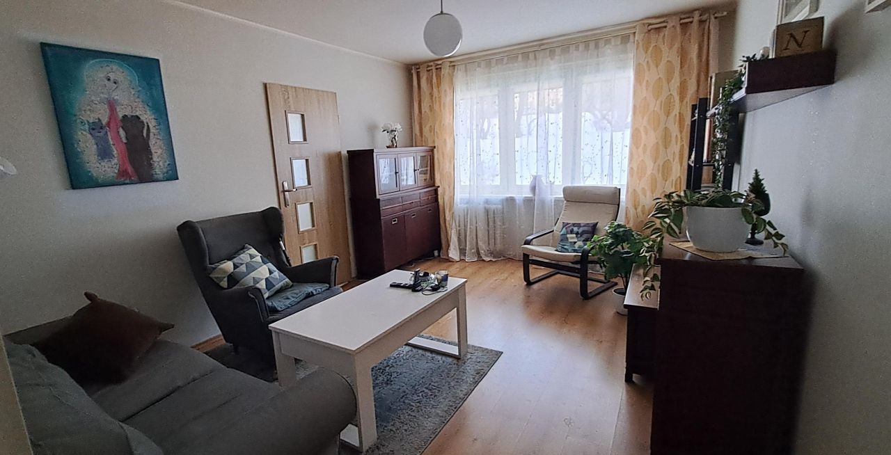 Mieszkanie 4-pokojowe Gdynia Obłuże, ul. Stolarska. Zdjęcie 2