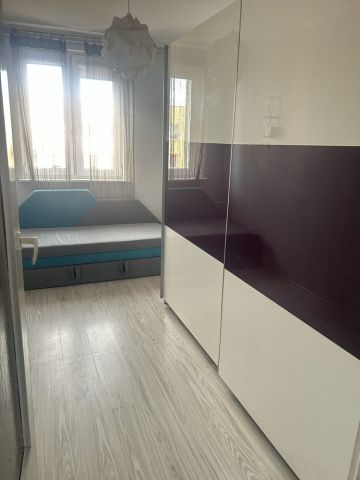 Mieszkanie 3-pokojowe Kostrzyn nad Odrą, ul. kard. Stefana Wyszyńskiego. Zdjęcie 1