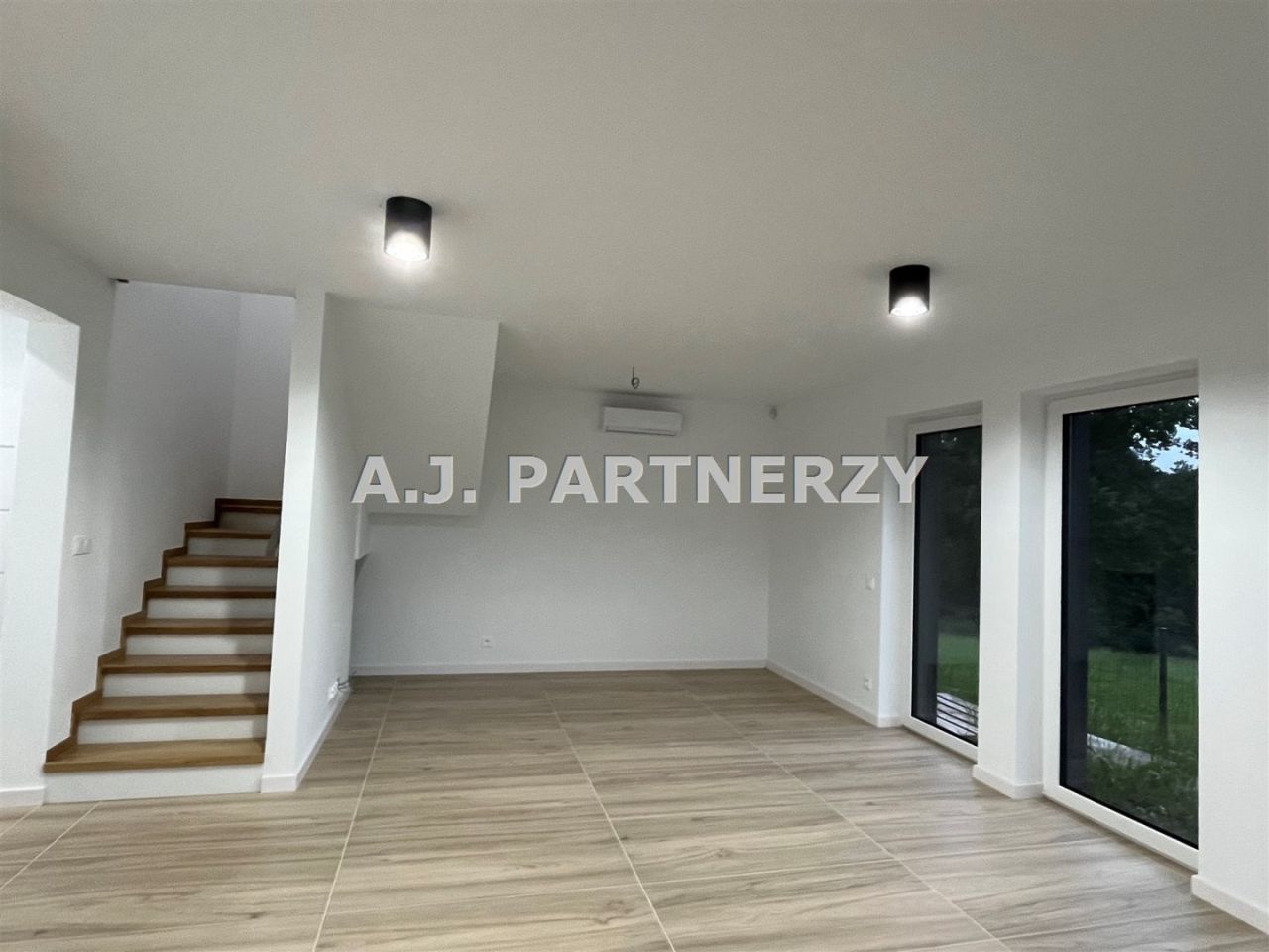 dom wolnostojący, 4 pokoje Koźmice Wielkie. Zdjęcie 3