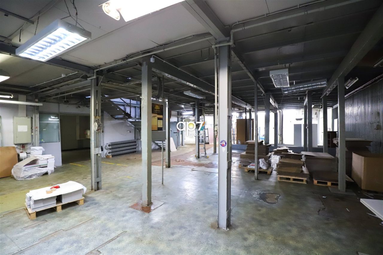 Hala/magazyn Kraków Bronowice. Zdjęcie 11