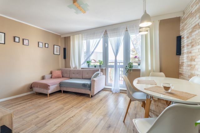 Mieszkanie 4-pokojowe Szczecin Słoneczne, ul. Aleksandra Kostki Napierskiego. Zdjęcie 1