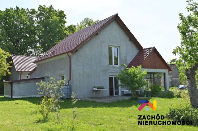 dom wolnostojący, 6 pokoi Broniszów. Zdjęcie 2
