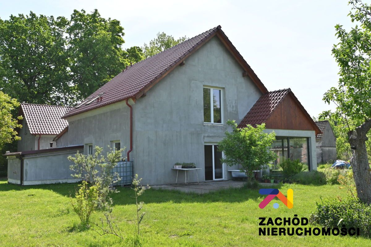 dom wolnostojący, 6 pokoi Broniszów. Zdjęcie 2