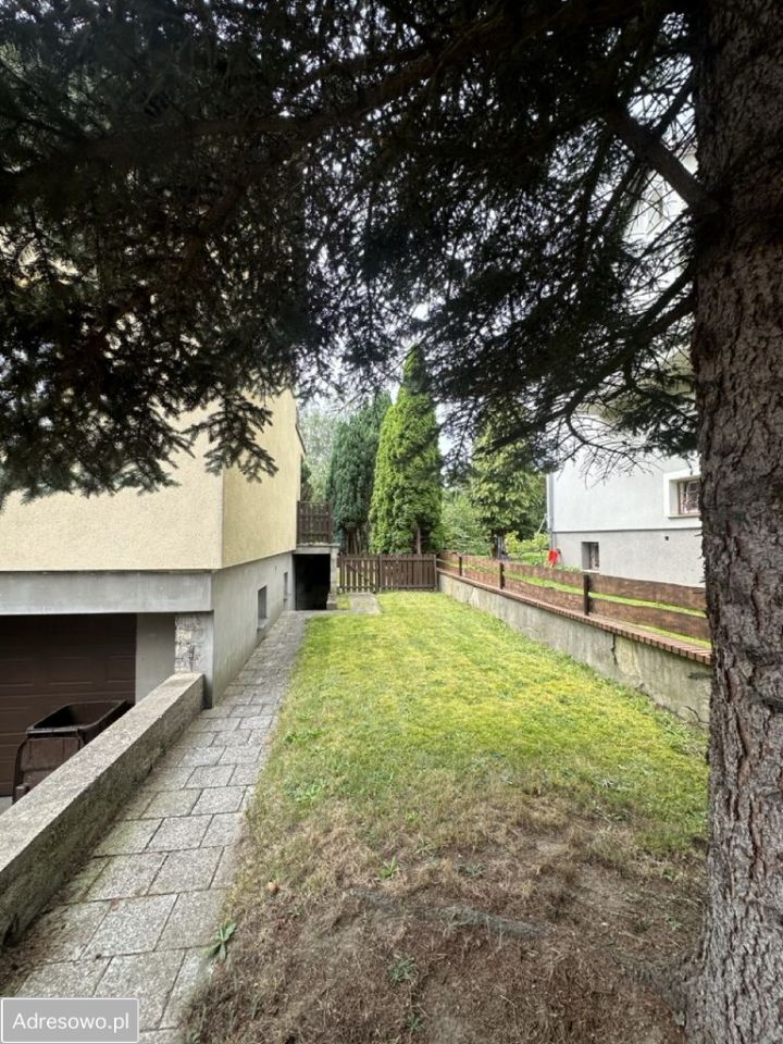 dom wolnostojący, 4 pokoje Bolesławiec, ul. Czerwonych Maków. Zdjęcie 15