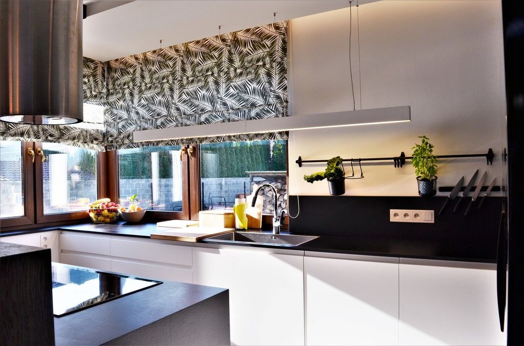 dom wolnostojący, 5 pokoi Zielonki-Wieś. Zdjęcie 3