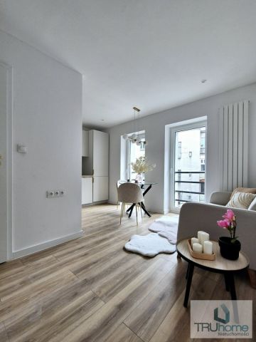 Mieszkanie 2-pokojowe Katowice Śródmieście, ul. Marii Skłodowskiej-Curie. Zdjęcie 3