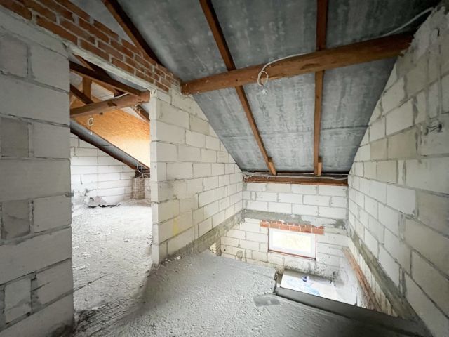 dom wolnostojący, 6 pokoi Łopuszka Mała. Zdjęcie 4