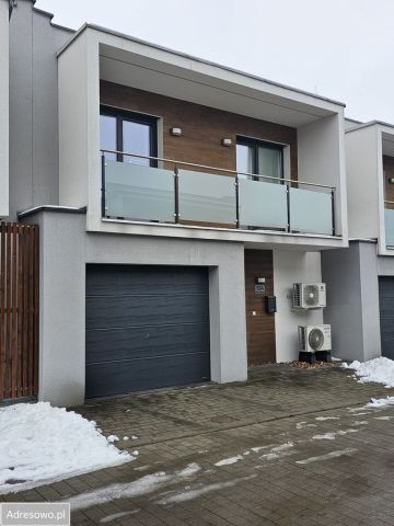 dom szeregowy, 4 pokoje Bielsko-Biała Wapienica, ul. Zwierzyniecka. Zdjęcie 1