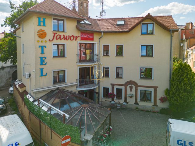 Hotel/pensjonat Jawor, ul. Stanisława Staszica. Zdjęcie 1