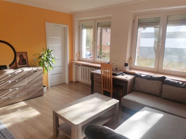 Mieszkanie 3-pokojowe Głuchołazy, ul. Spółdzielcza. Zdjęcie 1