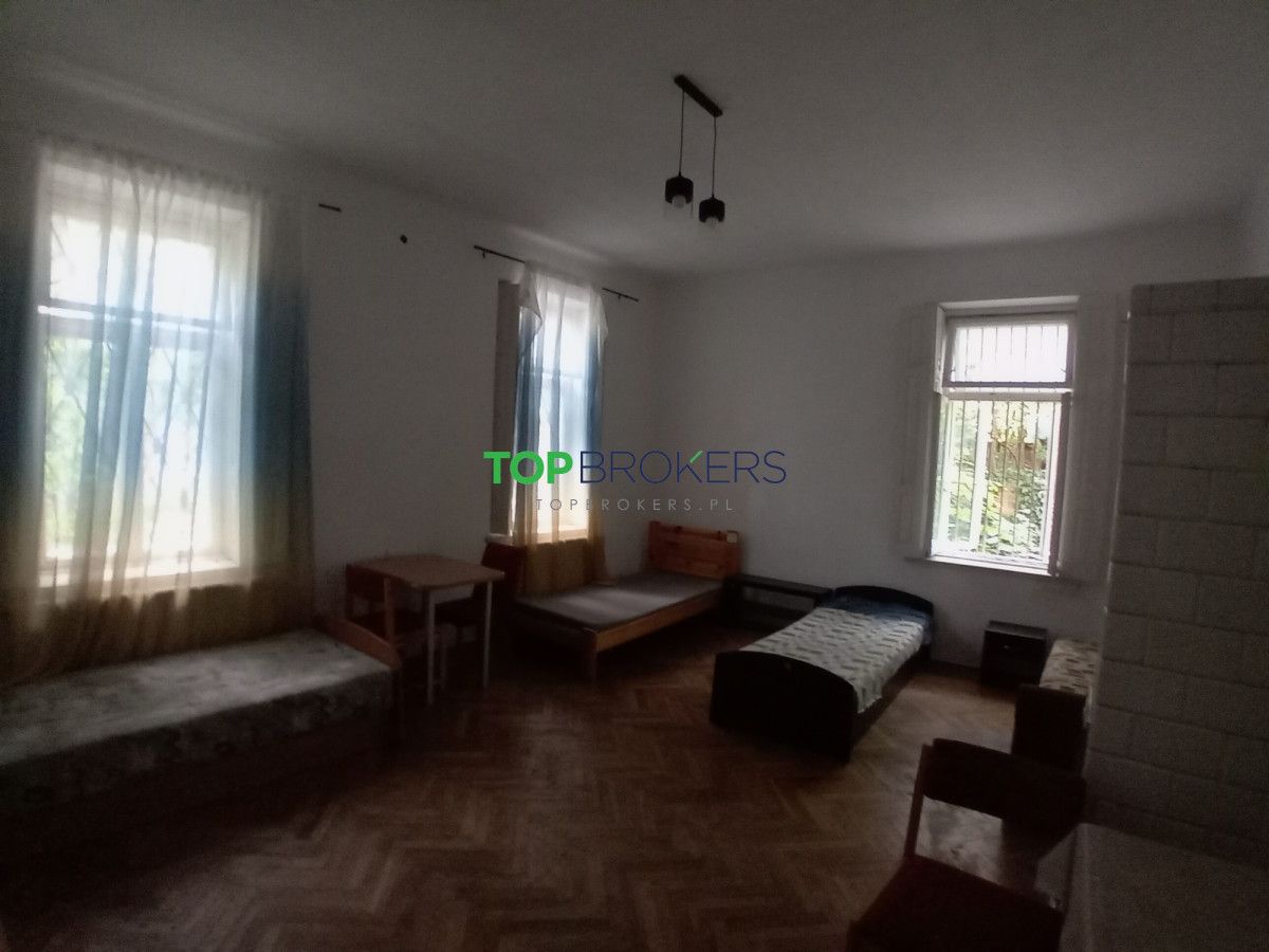 dom wolnostojący, 10 pokoi Milanówek Chrzanów. Zdjęcie 4