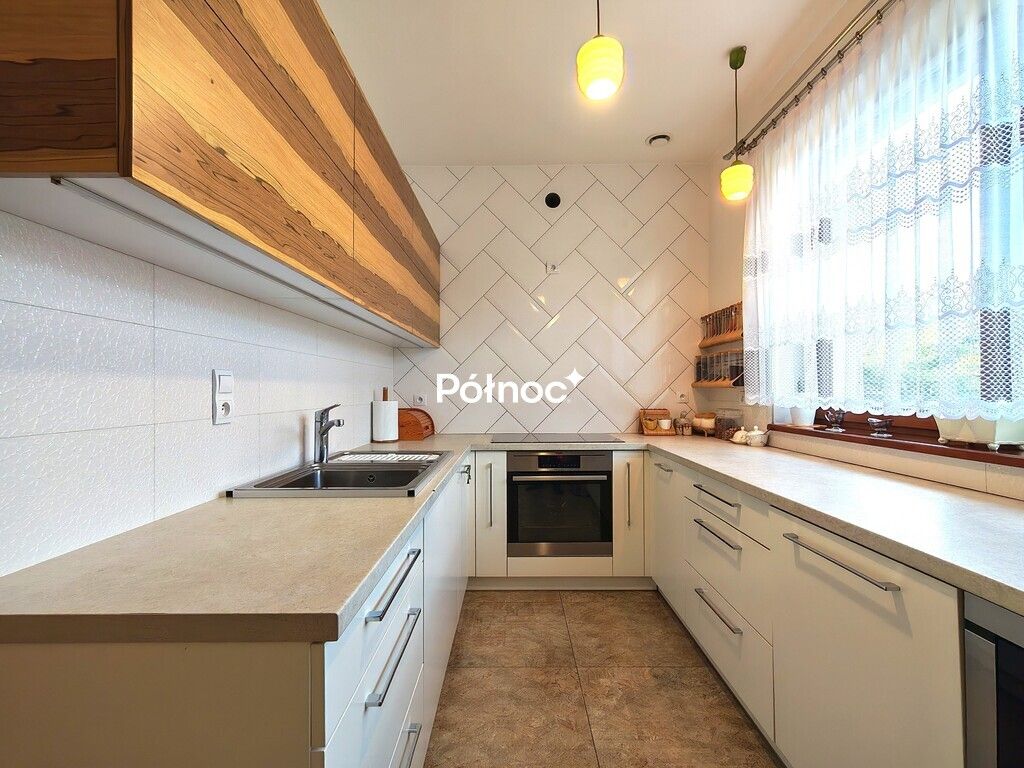dom wolnostojący, 5 pokoi Łask. Zdjęcie 5