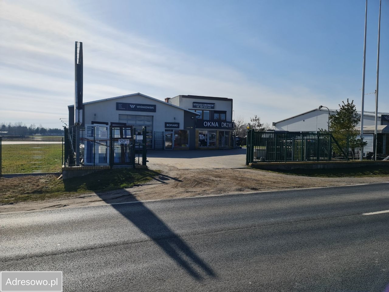 Hala/magazyn Laski. Zdjęcie 2