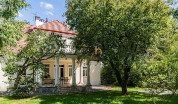 dom wolnostojący, 7 pokoi Warszawa Mokotów, ul. Skrzetuskiego