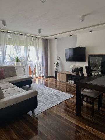 Mieszkanie 4-pokojowe Połaniec. Zdjęcie 1