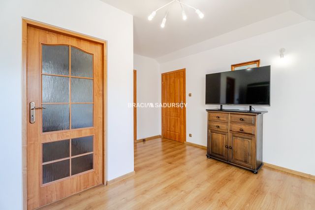 dom wolnostojący, 7 pokoi Mucharz. Zdjęcie 22