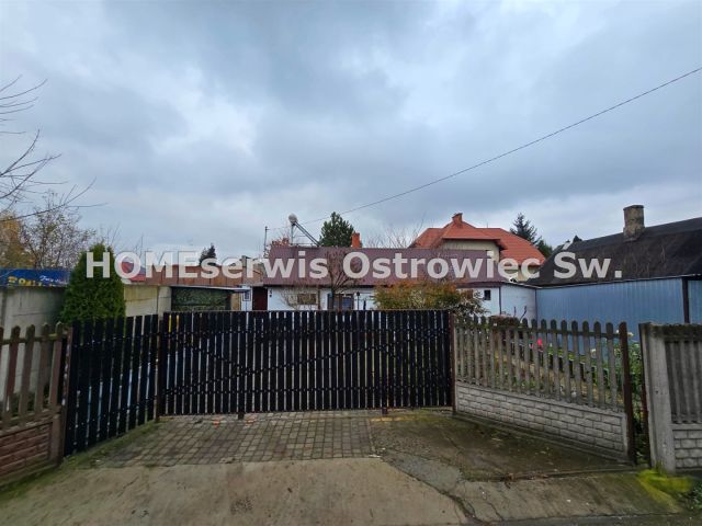 dom wolnostojący, 2 pokoje Ostrowiec Świętokrzyski Centrum. Zdjęcie 14