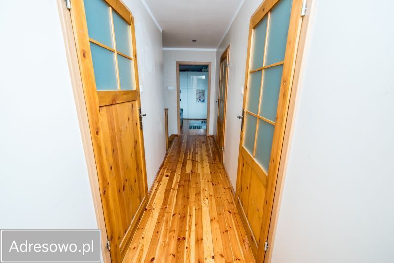 dom wolnostojący, 5 pokoi Busko-Zdrój. Zdjęcie 16