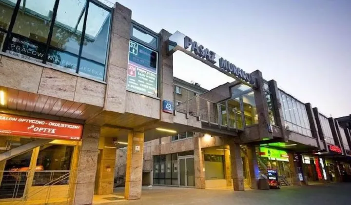 Lokal Warszawa Muranów, al. Jana Pawła II