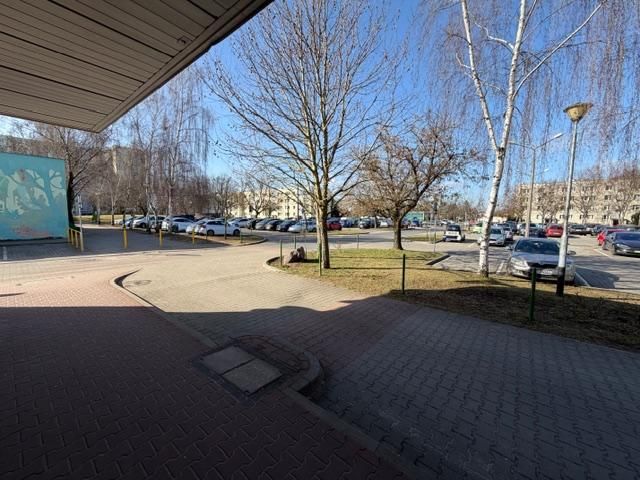 Lokal Poznań Piątkowo, os. Bolesława Chrobrego. Zdjęcie 2