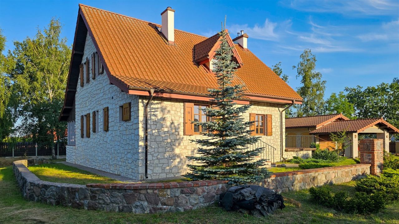 dom, 2 pokoje Jeglin. Zdjęcie 3