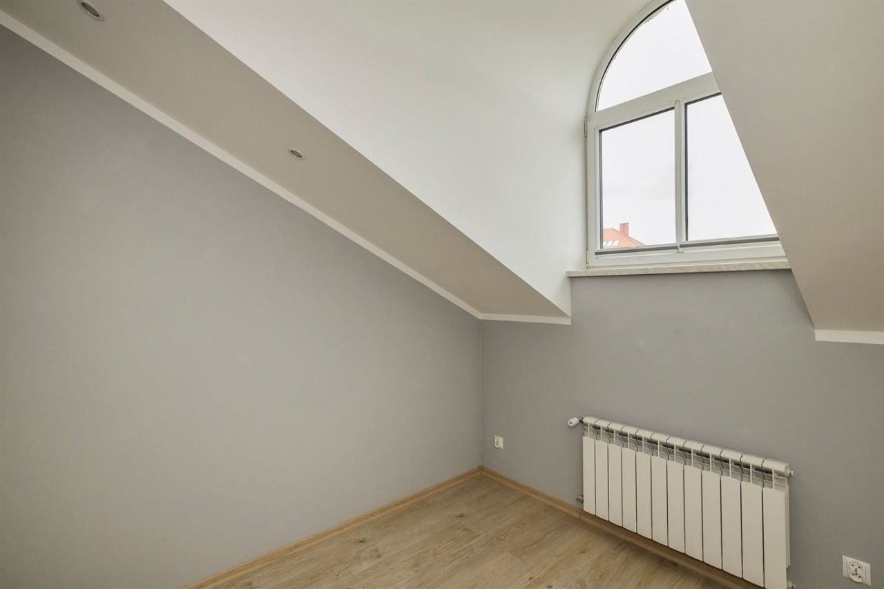 kamienica, 9 pokoi Wilamowice. Zdjęcie 7