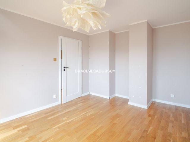 Mieszkanie 4-pokojowe Wieliczka Centrum, ul. Jasna. Zdjęcie 23