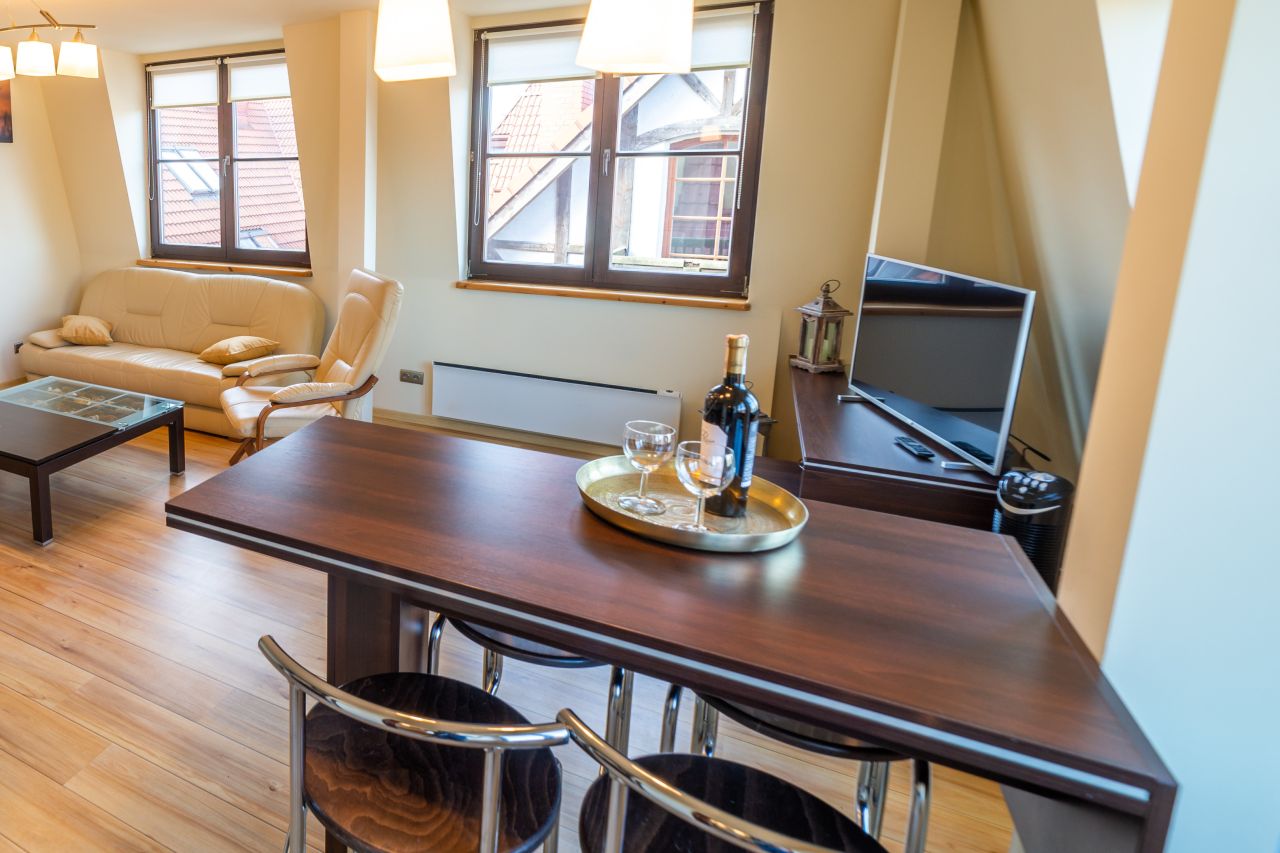 Mieszkanie 2-pokojowe Mikołajki, pl. Wolności. Zdjęcie 32