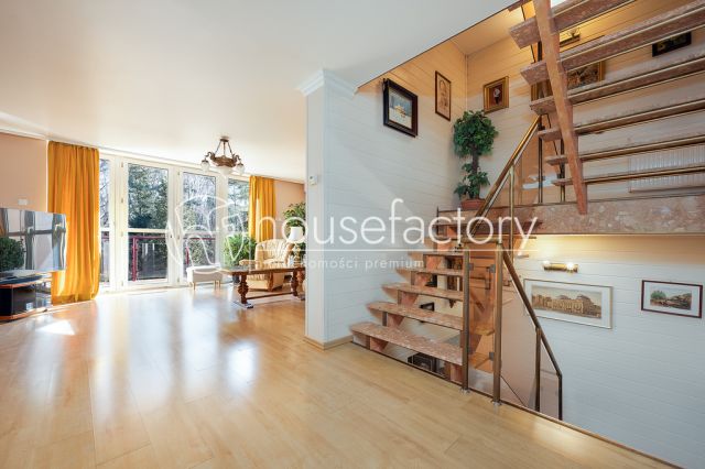 dom szeregowy, 5 pokoi Łódź, ul. Agatowa. Zdjęcie 1