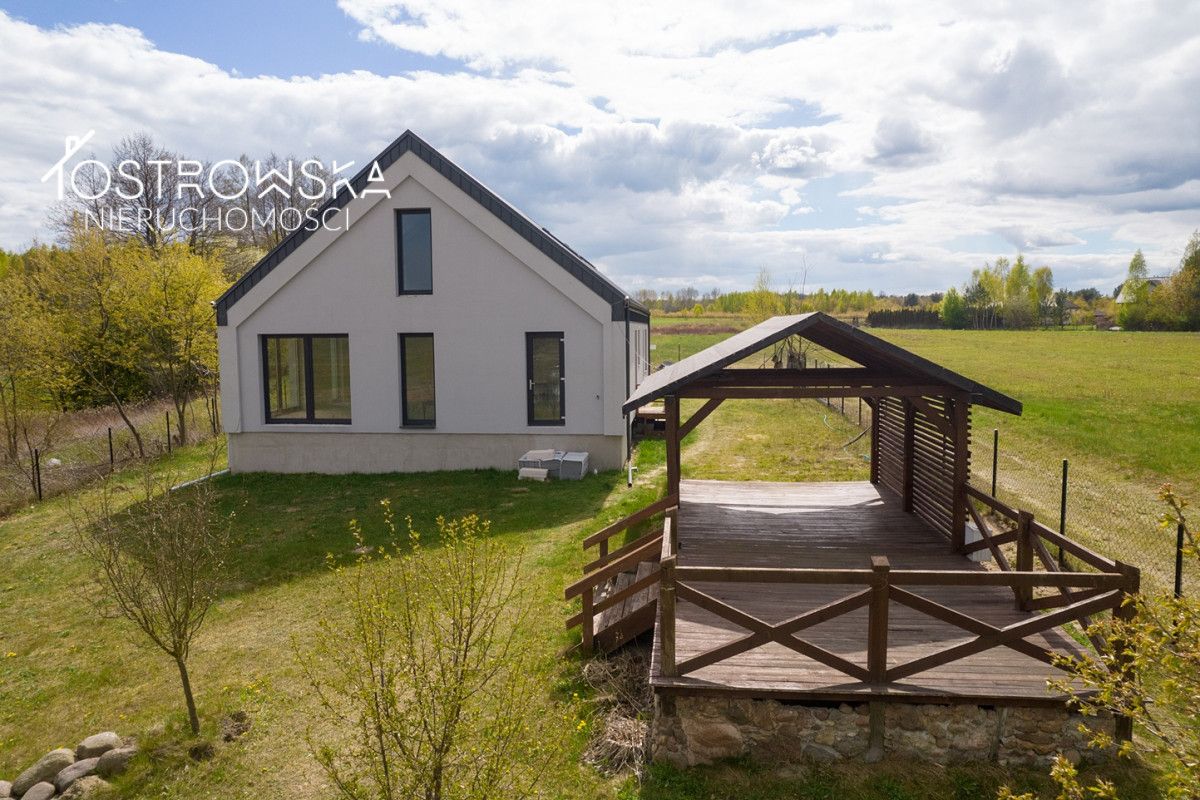 dom wolnostojący, 6 pokoi Glinianka. Zdjęcie 2