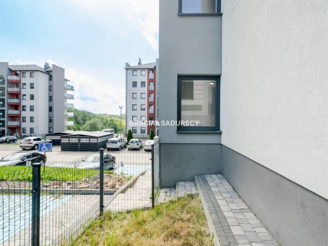 Mieszkanie 2-pokojowe Bochnia, ul. Brzeźnicka. Zdjęcie 32