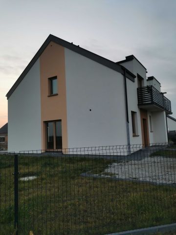 bliźniak Nowe Oborzyska. Zdjęcie 2