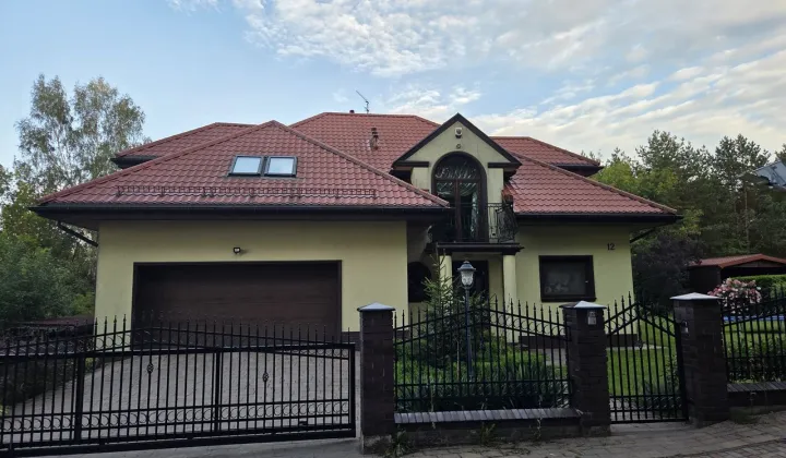 dom wolnostojący, 6 pokoi Nowodworce, ul. Działkowa