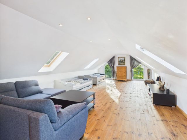 dom wolnostojący, 5 pokoi Żarnowska, ul. Jeziorna. Zdjęcie 12