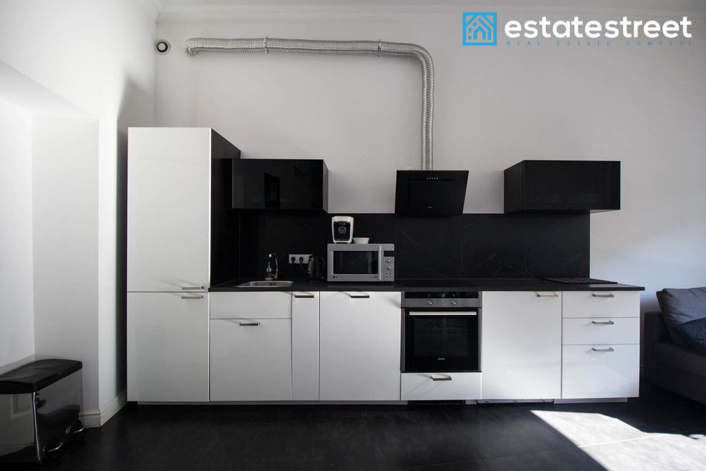 Mieszkanie 2-pokojowe Kraków Stare Miasto, ul. Iwony Borowickiej. Zdjęcie 2