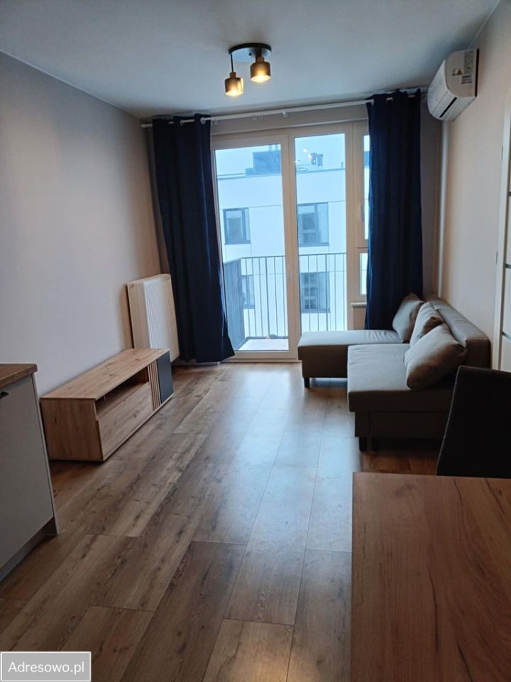 Mieszkanie 2-pokojowe Warszawa Włochy, ul. Aleje Jerozolimskie. Zdjęcie 1