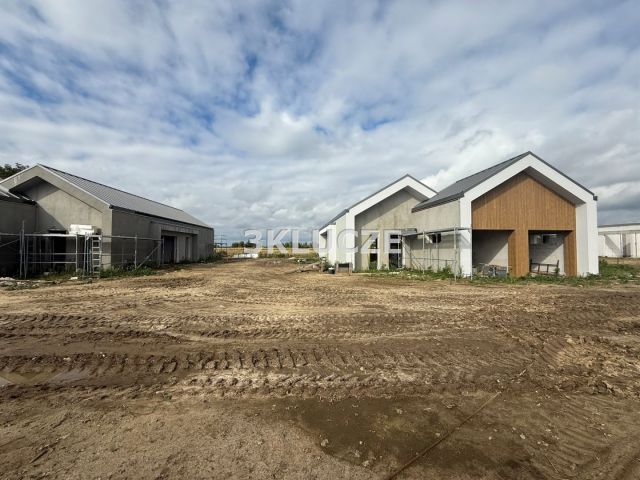 bliźniak, 4 pokoje Lipniak. Zdjęcie 13