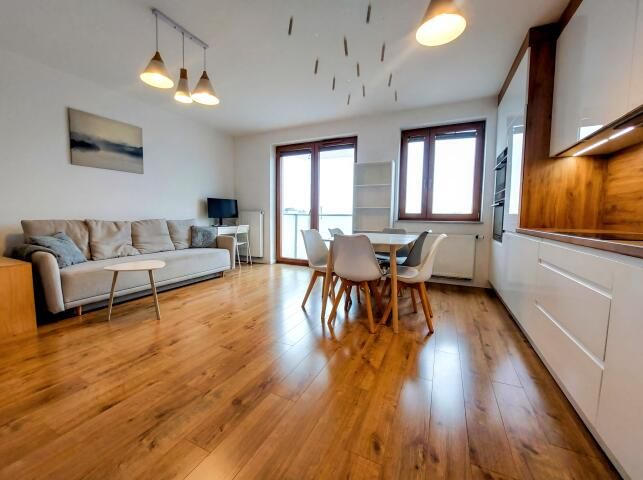 Mieszkanie 3-pokojowe Kraków Czyżyny, ul. Galicyjska. Zdjęcie 1