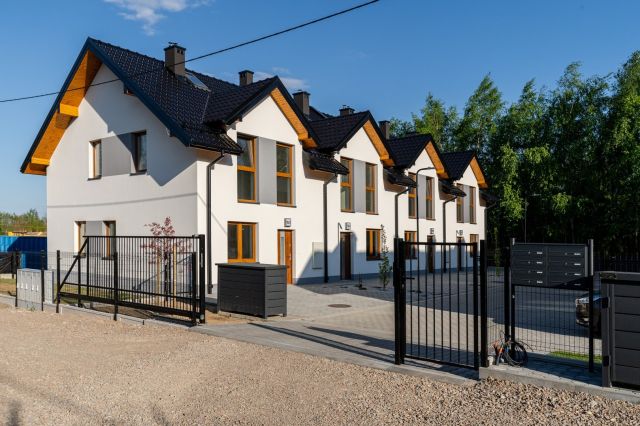 bliźniak, 5 pokoi Rączna. Zdjęcie 1