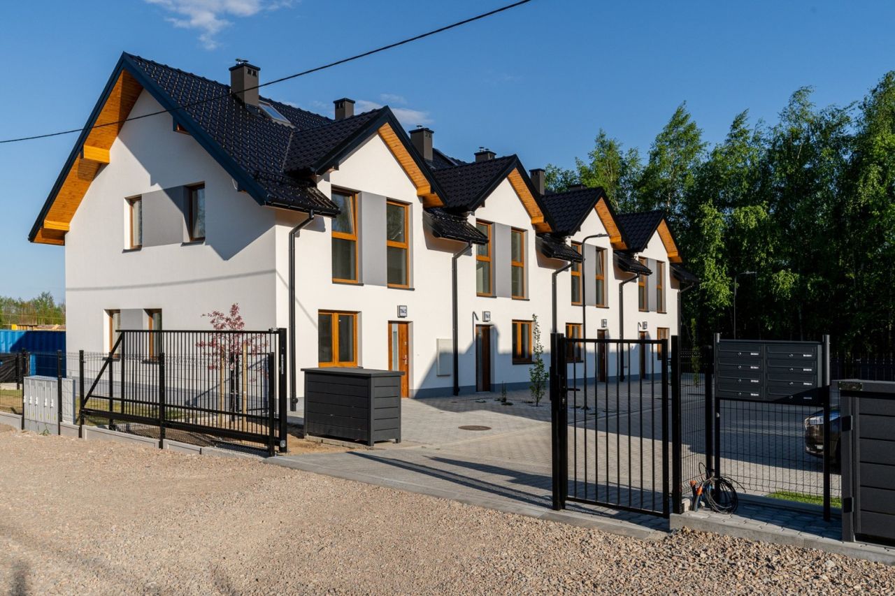 bliźniak, 5 pokoi Rączna