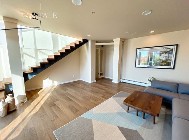 bliźniak, 4 pokoje Warszawa Wawer. Zdjęcie 3