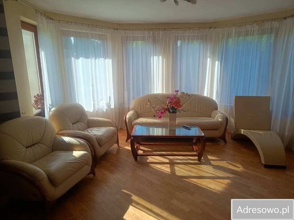 dom wolnostojący, 7 pokoi Pęgów, ul. Polna