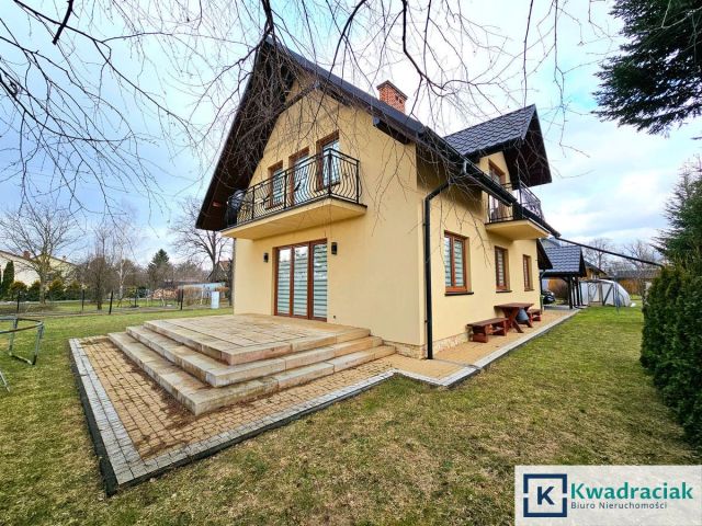 dom wolnostojący, 5 pokoi Długie, ul. Zagumnie. Zdjęcie 3